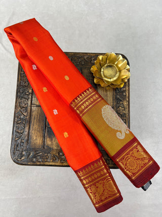 GADWAL PURE SILK GAP BORDER MEENA BUTTA HANDLOOM SAREE
