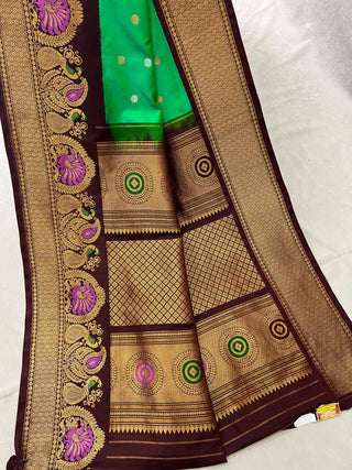 GADWAL PURE SILK KUTTU TURNING BORDER SAREE