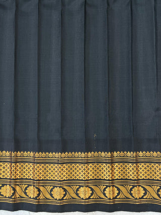 GADWAL PURE SILK HANDLOOM SAREE WITH GANGA JAMUNA BORDER