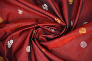 GADWAL SILKS IN EQUAL BORDER STYLE
