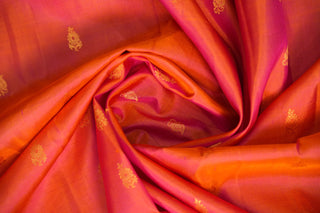 GADWAL SILKS IN EQUAL BORDER STYLE