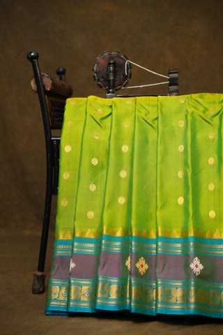 GADWAL PURE SILK SILVER ZARI GAP BORDER SAREE