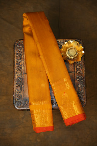 GADWAL PURE SILK GAP BORDER HANDLOOM SAREE